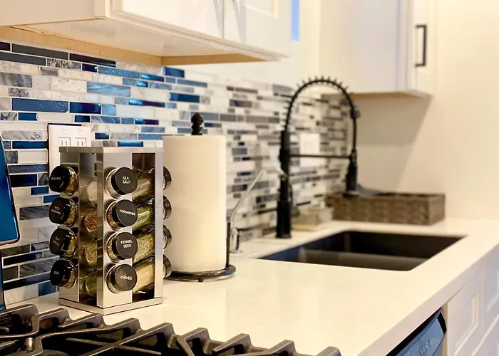 Charming Urban Oasis Located Near Downtown *