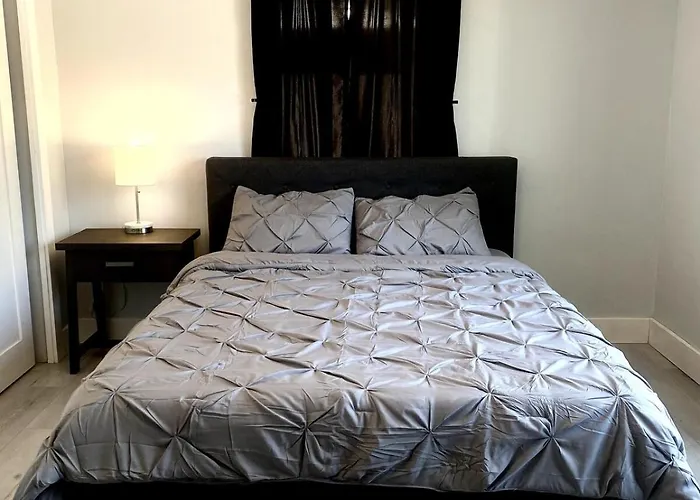 Charming Urban Oasis Located Near Downtown Phoenix