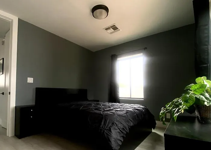 Charming Urban Oasis Located Near Downtown